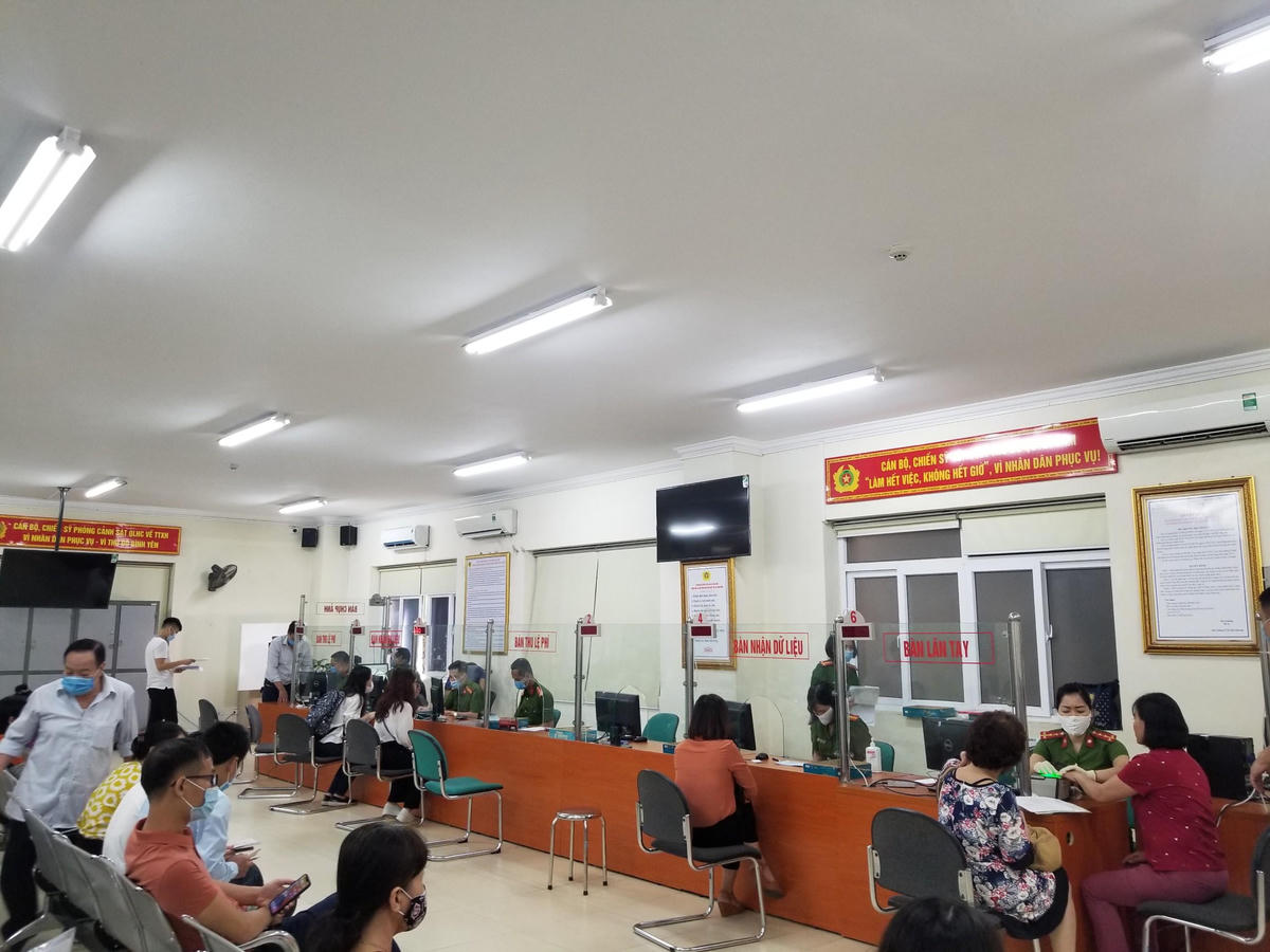 Hà Nội: Cơ quan hành chính 'gắt gao' phòng chống dịch Covid-19