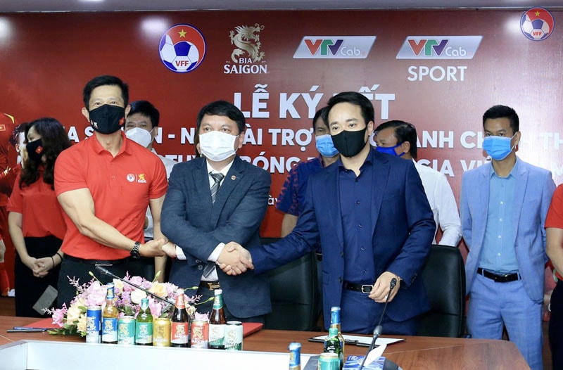 Thêm nhà tài trợ sau thành công của tuyển Việt Nam 
