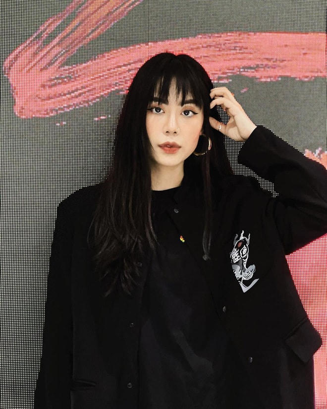 Không phải là cái tên mới mẻ đối với những ai thường xuyên chơi TikTok, Mai Âm Nhạc đến với Rap Việt mùa 2 khiến nhiều khán giả ngỡ ngàng.
