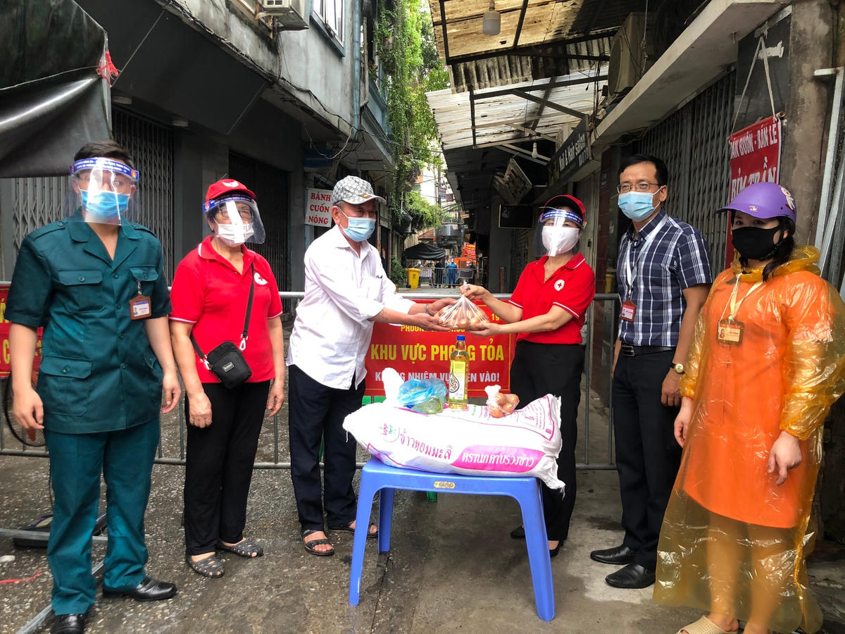 Ông Hồ Quốc Trị (áo trắng). Ảnh: GĐCC.