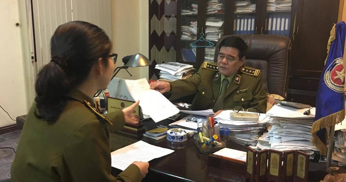 Khi còn giữ chức vụ Quyền Cục trưởng Cục Quản lý thị trường tỉnh Hải Dương đã “bị tố” nhận tiền để chạy việc cho nhiều người  
