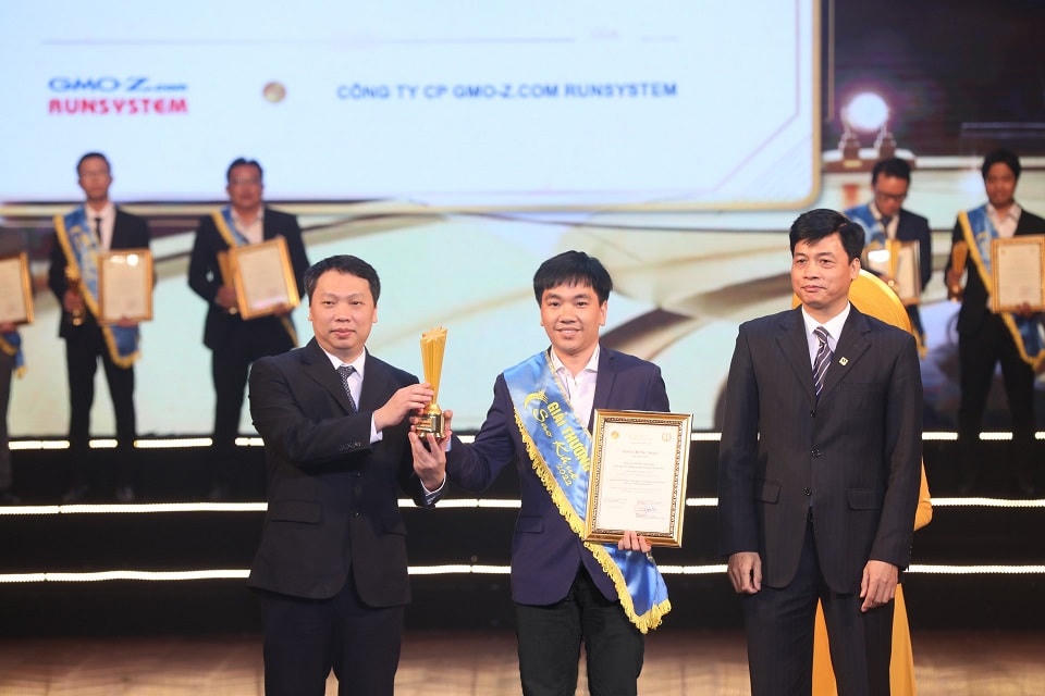 Dịch vụ xuất khẩu phần mềm của GMO-Z.com RUNSYSTEM 6 năm liên tiếp nhận danh hiệu Sao Khuê