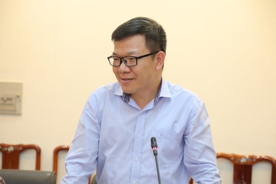 Ông Tống Văn Thanh, Phó Vụ trưởng Vụ Báo chí - Xuất bản, Ban Tuyên giáo Trung ương phát biểu tại cuộc họp. Ảnh: Quang Vinh.