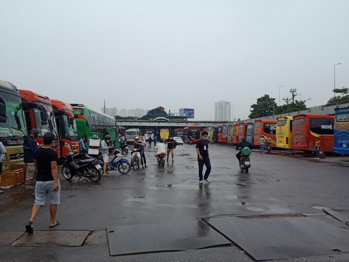 Được biết, mới đây Ban quản lý bến xe Nước Ngầm đã có văn bản gửi Sở Giao thông vận tải Hà Nội về việc tổ chức triển khai phục vụ vận tải khách trong dịp nghỉ lễ Giỗ Tổ Hùng Vương (10/3 Âmlịch), 30-4 và 1-5 năm 2021.