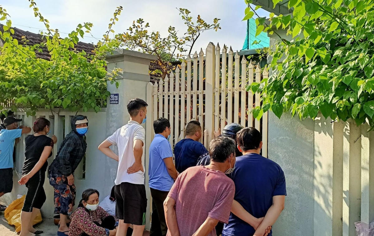 Ngôi nhà xảy ra sự việc.