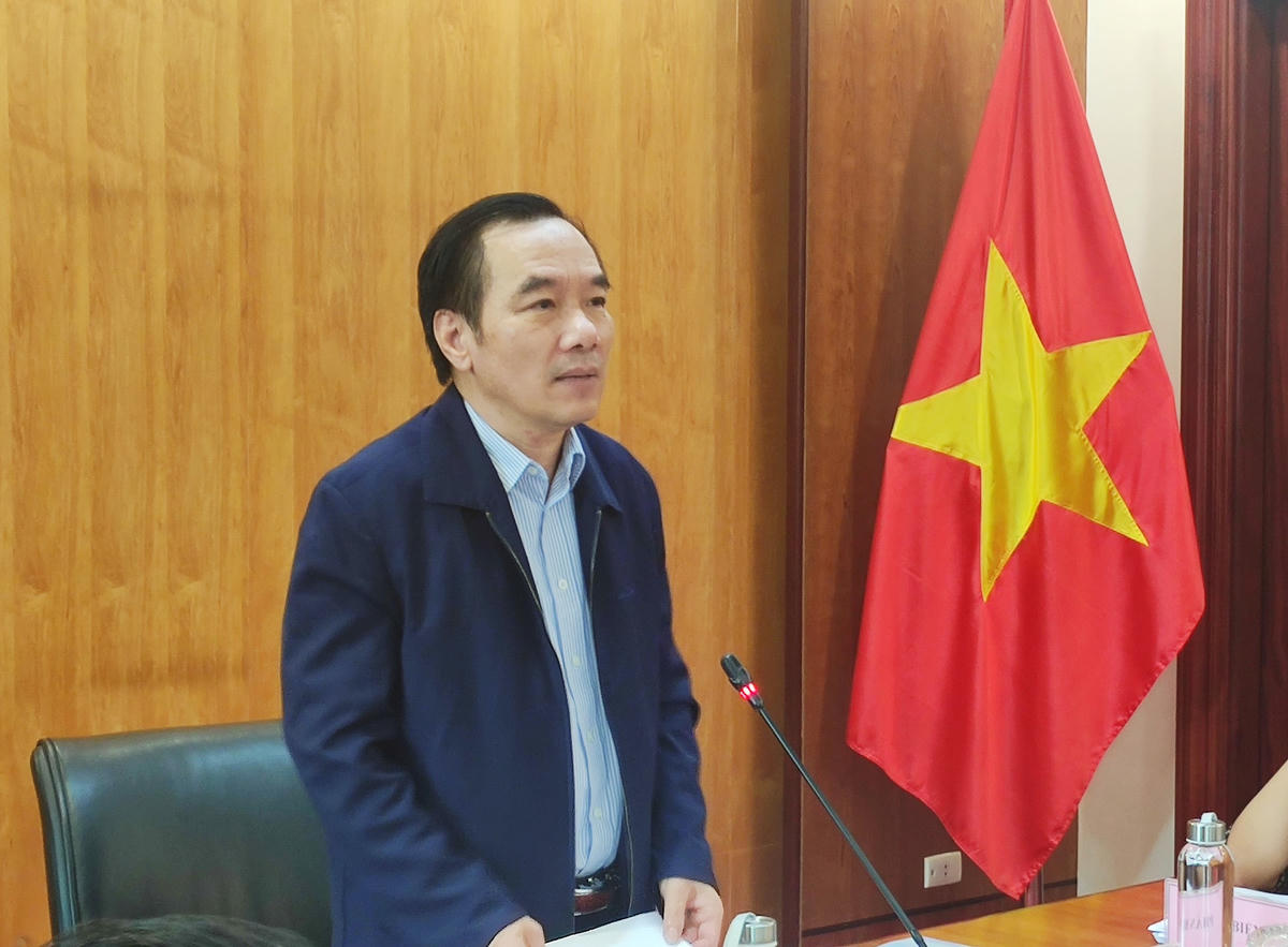 Phó Chủ tịch Ngô Sách Thực phát biểu chủ trì Hội nghị.