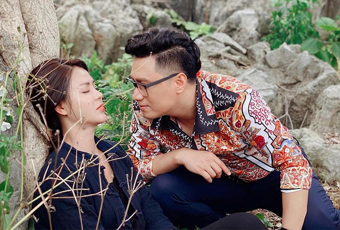 Việt Anh đau đầu vì tạo hình đồng bóng trong 'Hướng dương ngược nắng'