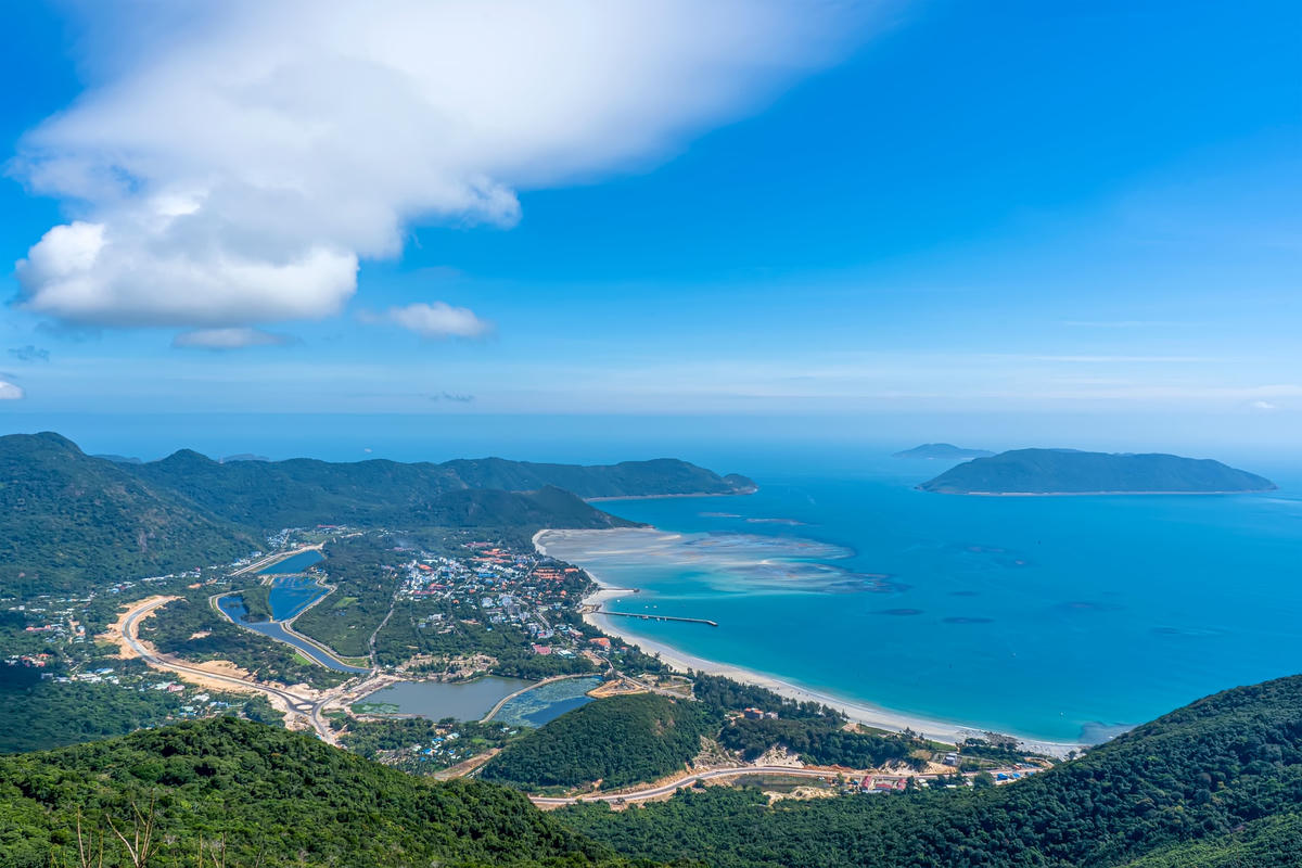 Dự án du lịch sinh thái, nghỉ dưỡng, giải trí “Hiểu về Trái tim - Côn Đảo” có tổng diện tích thuê môi trường rừng là 120 ha.