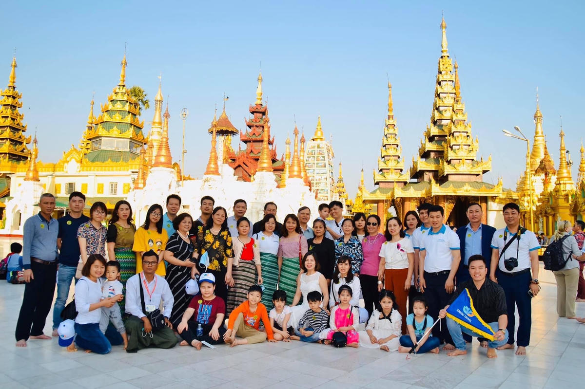giờ đây, khi ngành du lịch hoạt động trở lại, anh Trung và những đồng nghiệp của mình đã sẵn sàng cho những chuyến đi "xuyên biên giới".