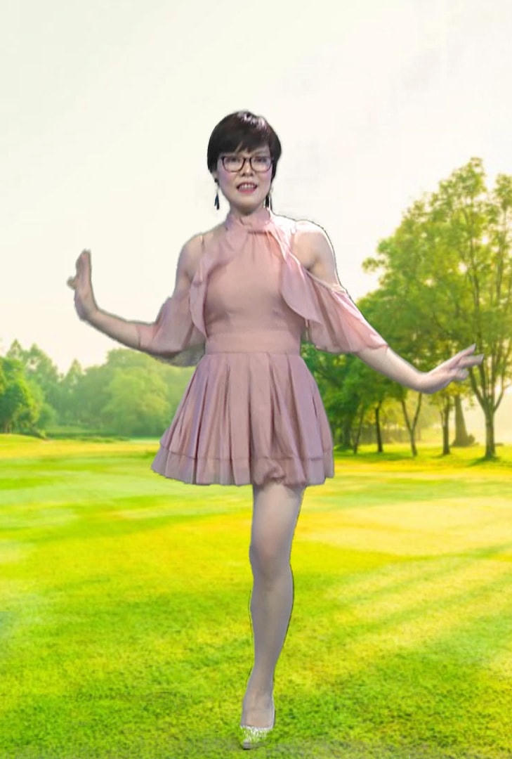 Bế Thị Băng rất tự tin với phần trình diễn tại Gala trực tuyến Giáng sinh “Trao yêu thương - Nhận hạnh phúc” Mottainai 2020. 