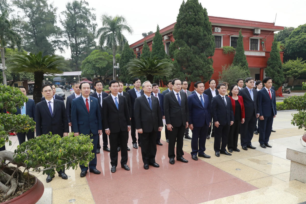 Hội thảo '90 năm phát huy sức mạnh đại đoàn kết toàn dân tộc'