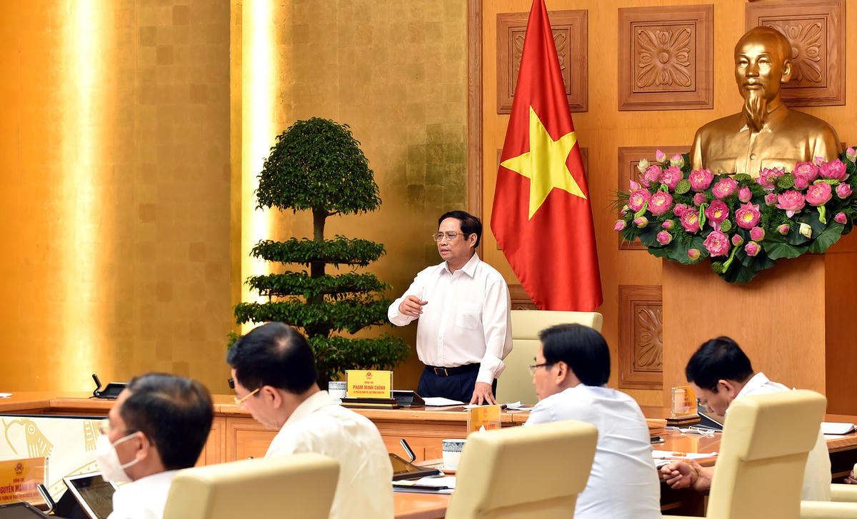 Thủ tướng Phạm Minh Chính nhấn mạnh, cách ly là để lo cho dân, vì sức khỏe và tính mạng của nhân dân. Ảnh: VGP/Nhật Bắc.