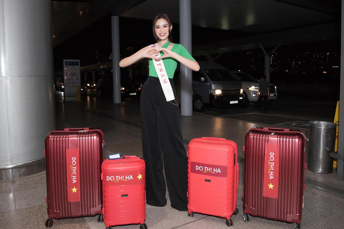 Đỗ Thị Hà trở lại Puerto Rico thi Miss World. 