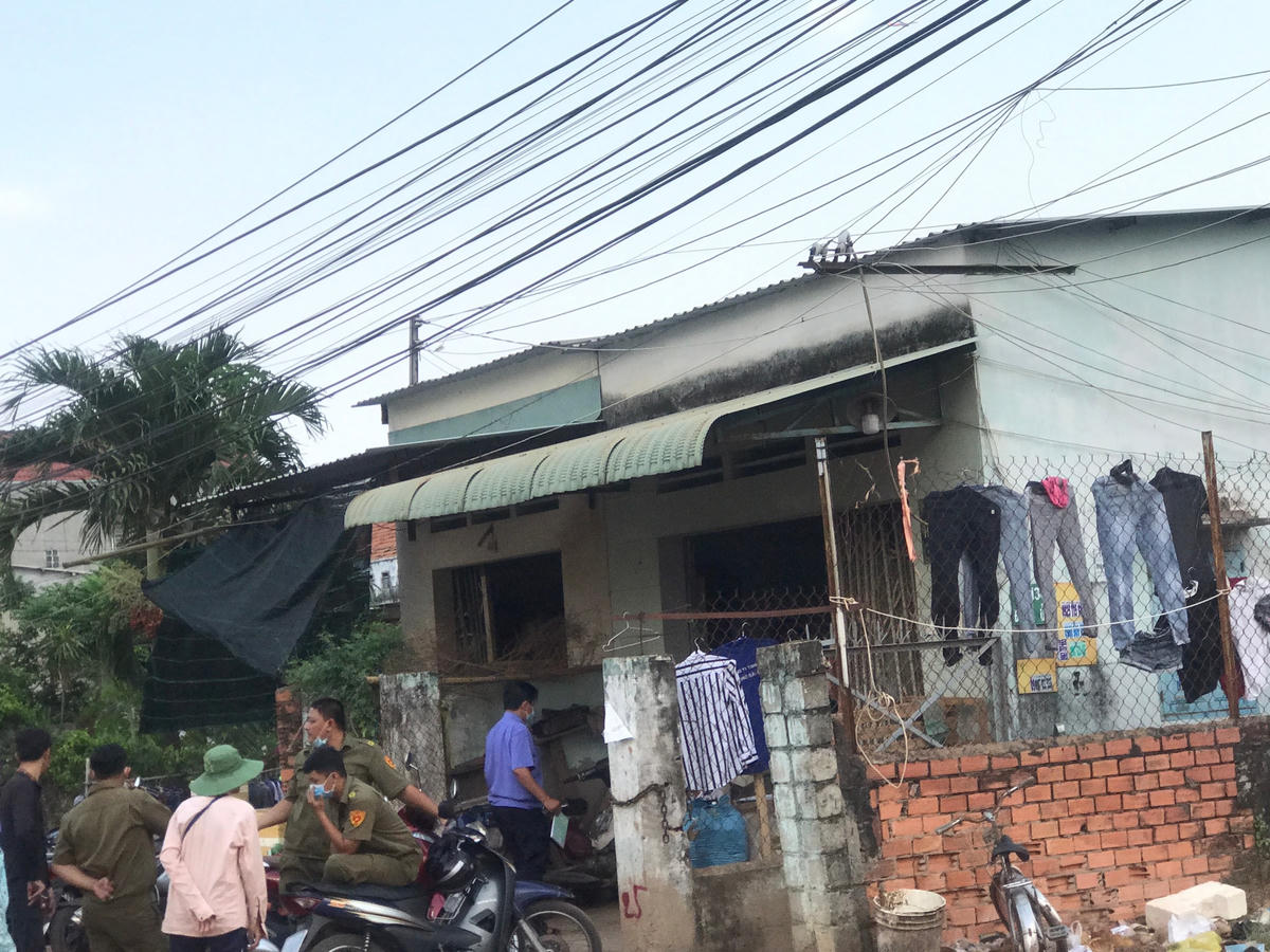 Nhà trọ nơi phát hiện ông Việt chết trong nhà vệ sinh. Ảnh: TL.