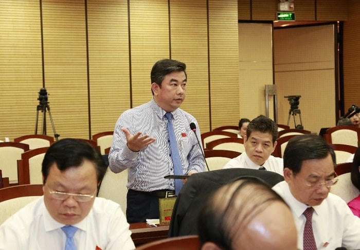 ĐB Nguyễn Minh Đức.