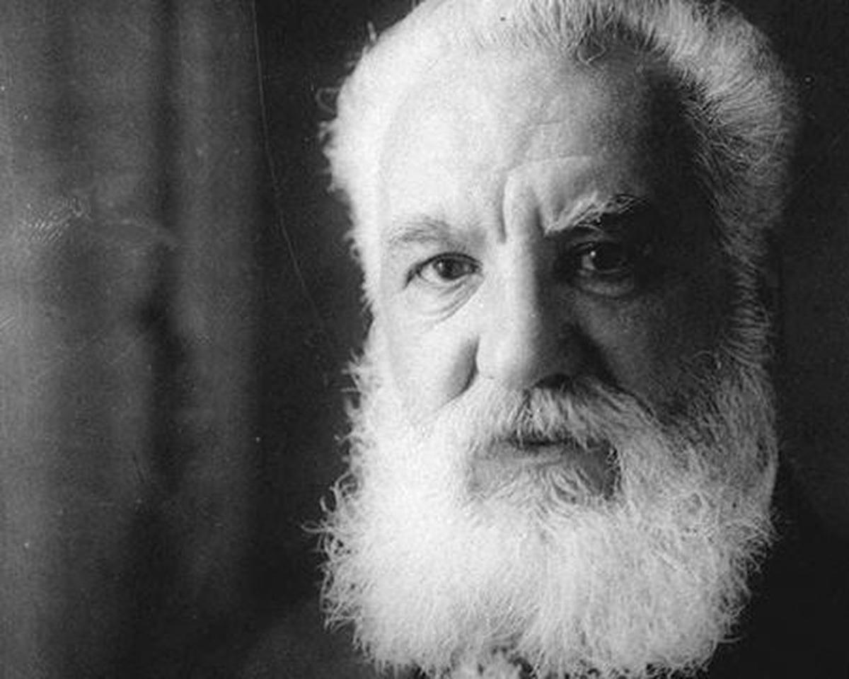 Nhà phát minh Alexander Graham Bell. Ảnh: Thespec.