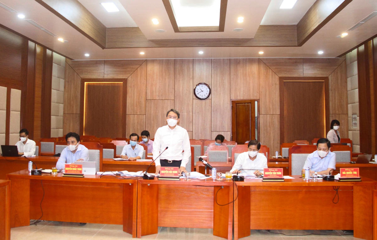 Ông Nguyễn Hải Ninh, Bí thư Tỉnh ủy Khánh Hòa, phát biểu tại buổi làm việc.