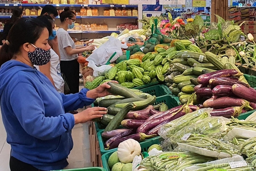 Sau Tết Nguyên đán, thị trường hàng hóa ổn định, không có dấu hiệu khan hàng.