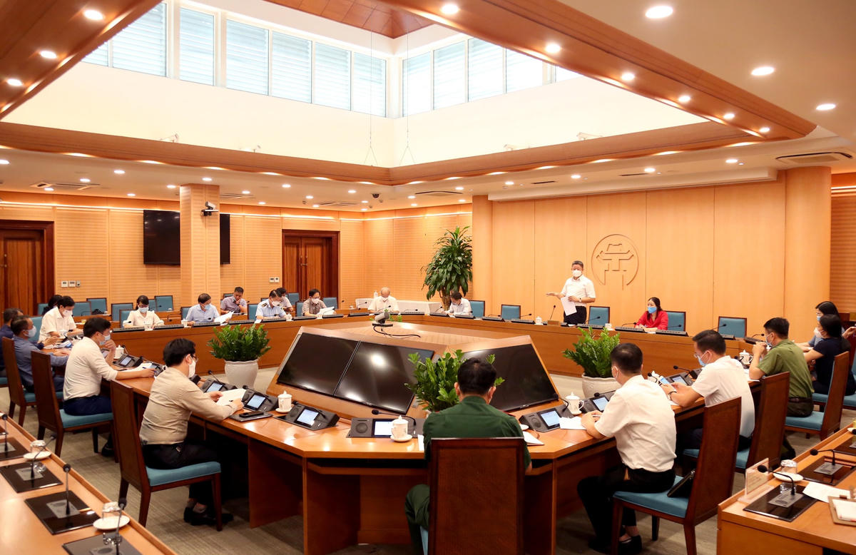 Quang cảnh buổi làm việc.