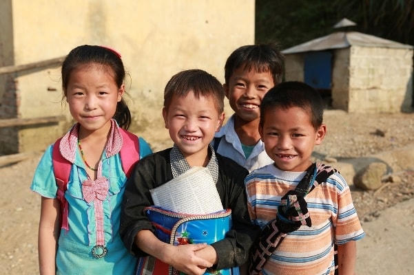 Hỗ trợ học sinh dân tộc thiểu số, miền núi
