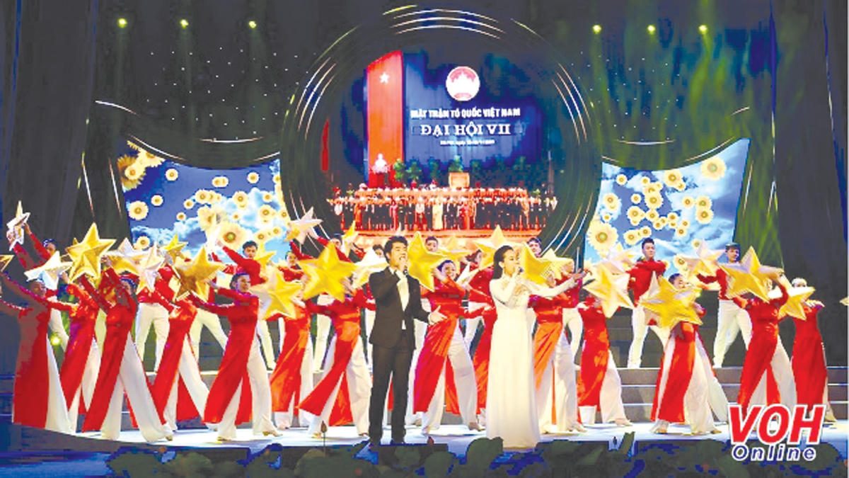 Ủy ban Mặt trận Tổ quốc Việt Nam TPHCM tổ chức Chương trình “Vang mãi bài ca đoàn kết”.