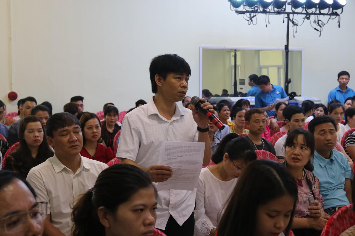 Người lao động ở Nam Định phản ánh tình trạng doanh nhiệp nợ, trốn đóng bảo hiểm.