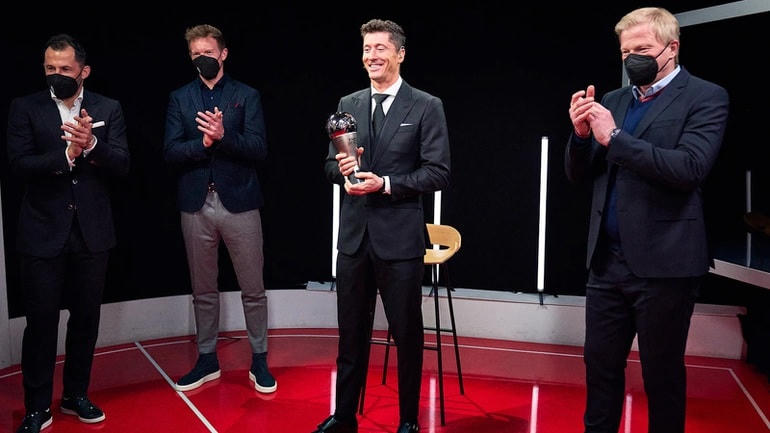 Lewandowski lần thứ hai liên tiếp giành giải The Best.