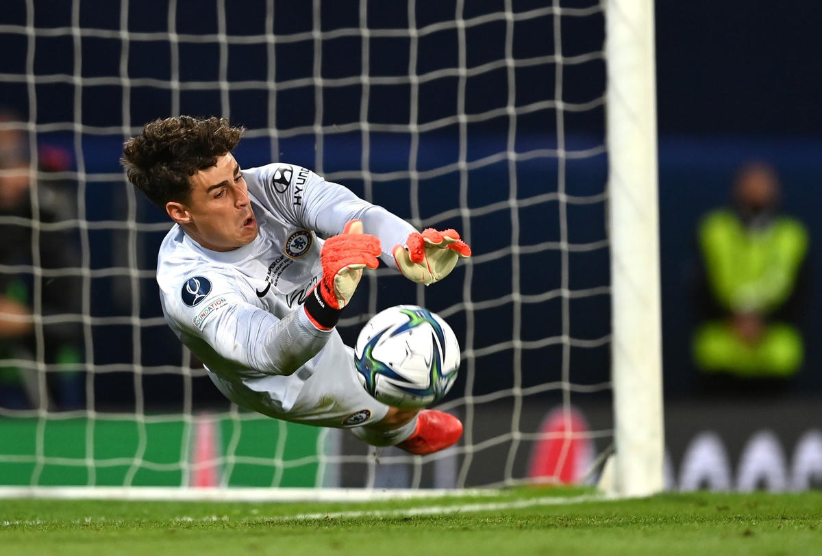 Thủ môn Kepa giúp Chelsea giành Siêu Cup châu Âu.