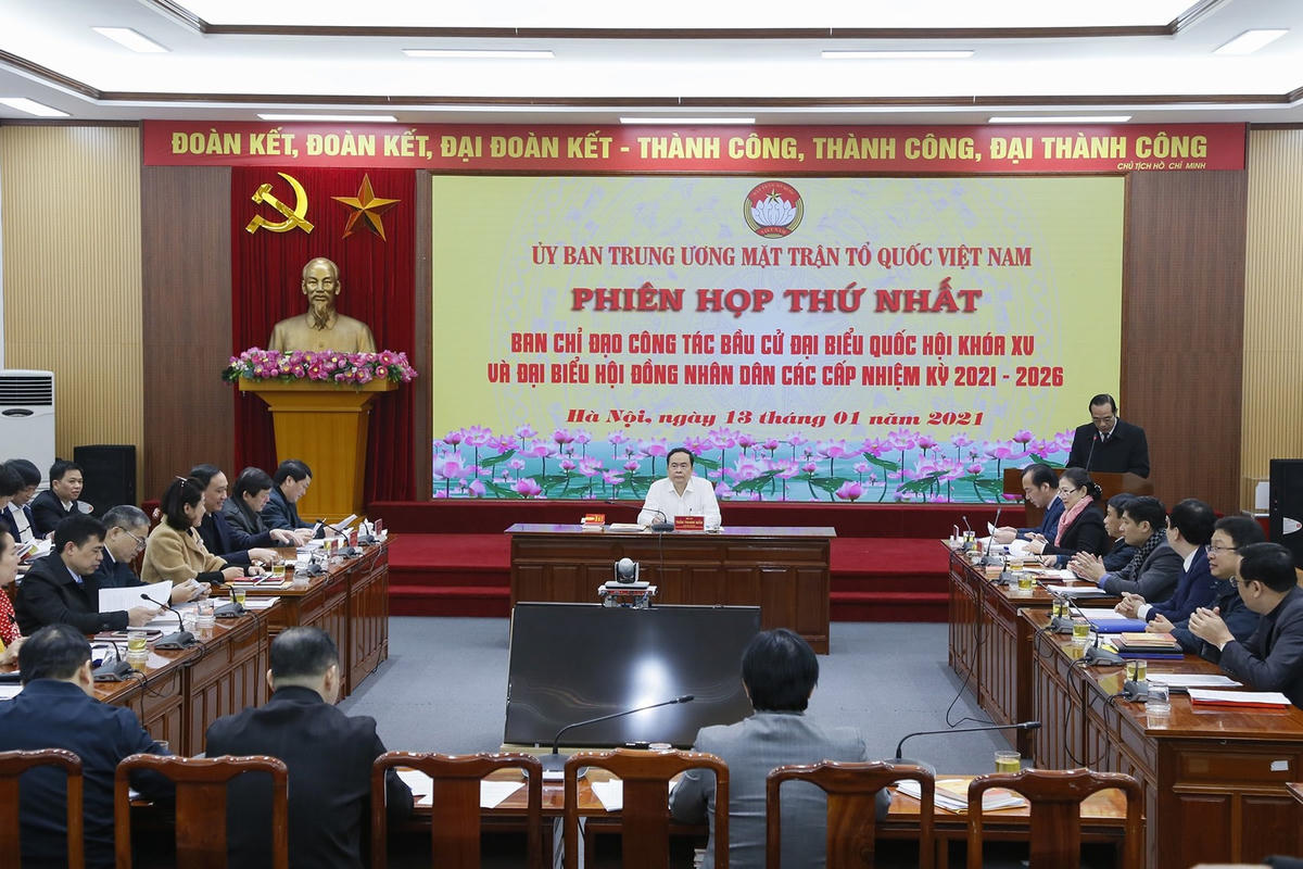 Quang cảnh phiên họp thứ nhất Ban Chỉ đạo công tác bầu cử của UBTƯ MTTQ Việt Nam.
