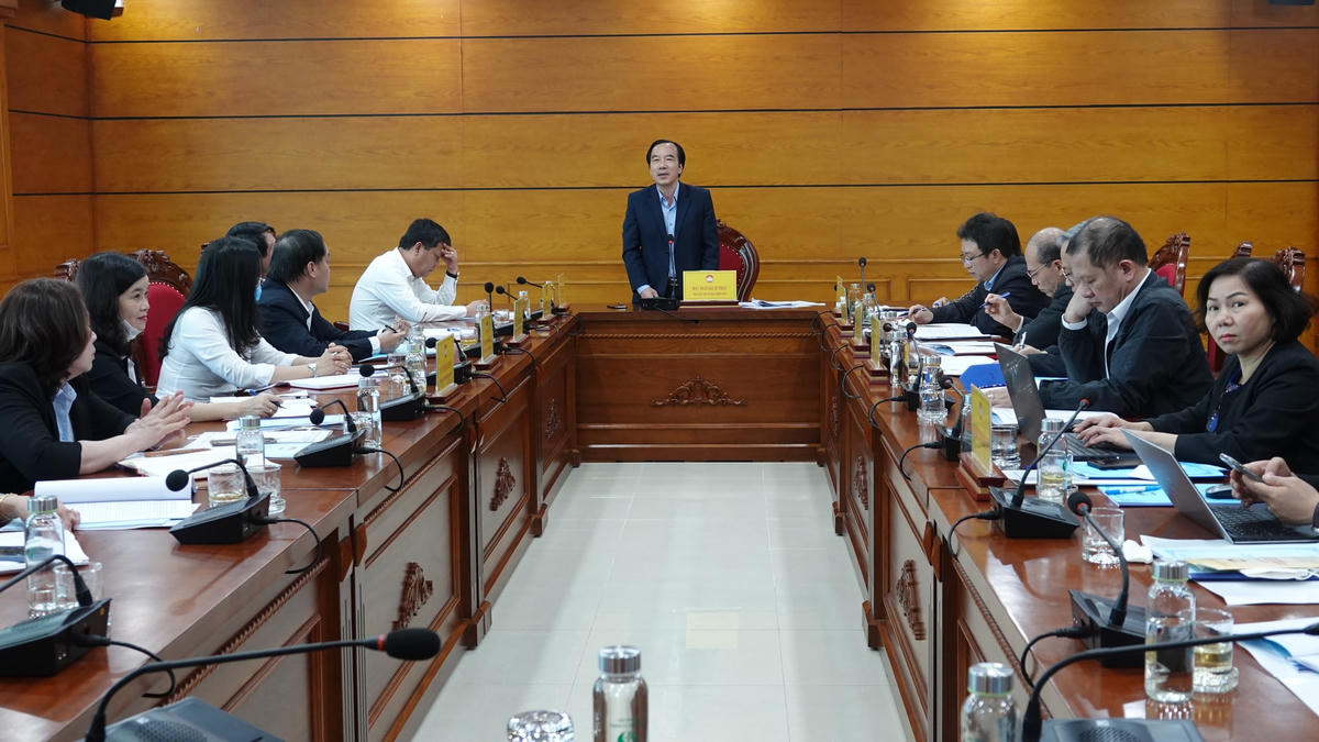 Quang cảnh buổi làm việc.