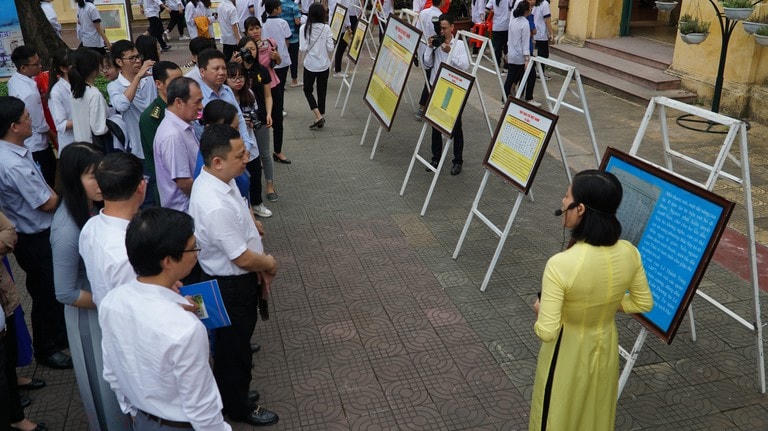 Triển lãm “Hoàng Sa, Trường Sa của Việt Nam - Những bằng chứng lịch sử và pháp lý”, tại Hải PhòngẢnh: Lê Tân.