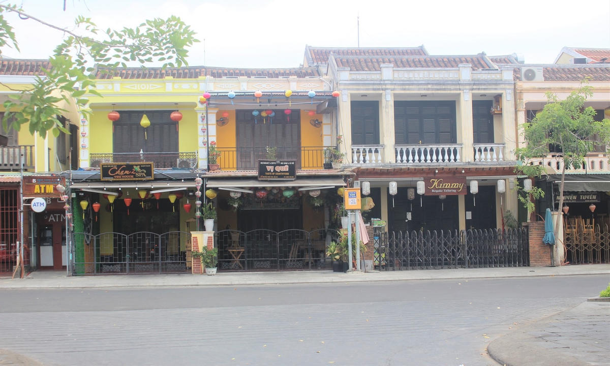 Các cơ sở kinh doanh đóng cửa phòng chống dịch Covid-19.