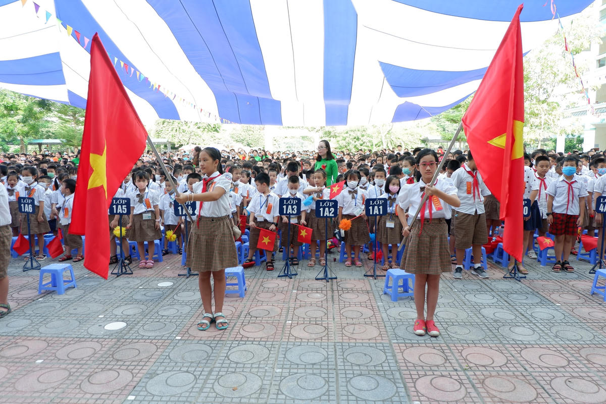 Học sinh lớp 1 tại Hà Nội (ảnh: Minh Quang)