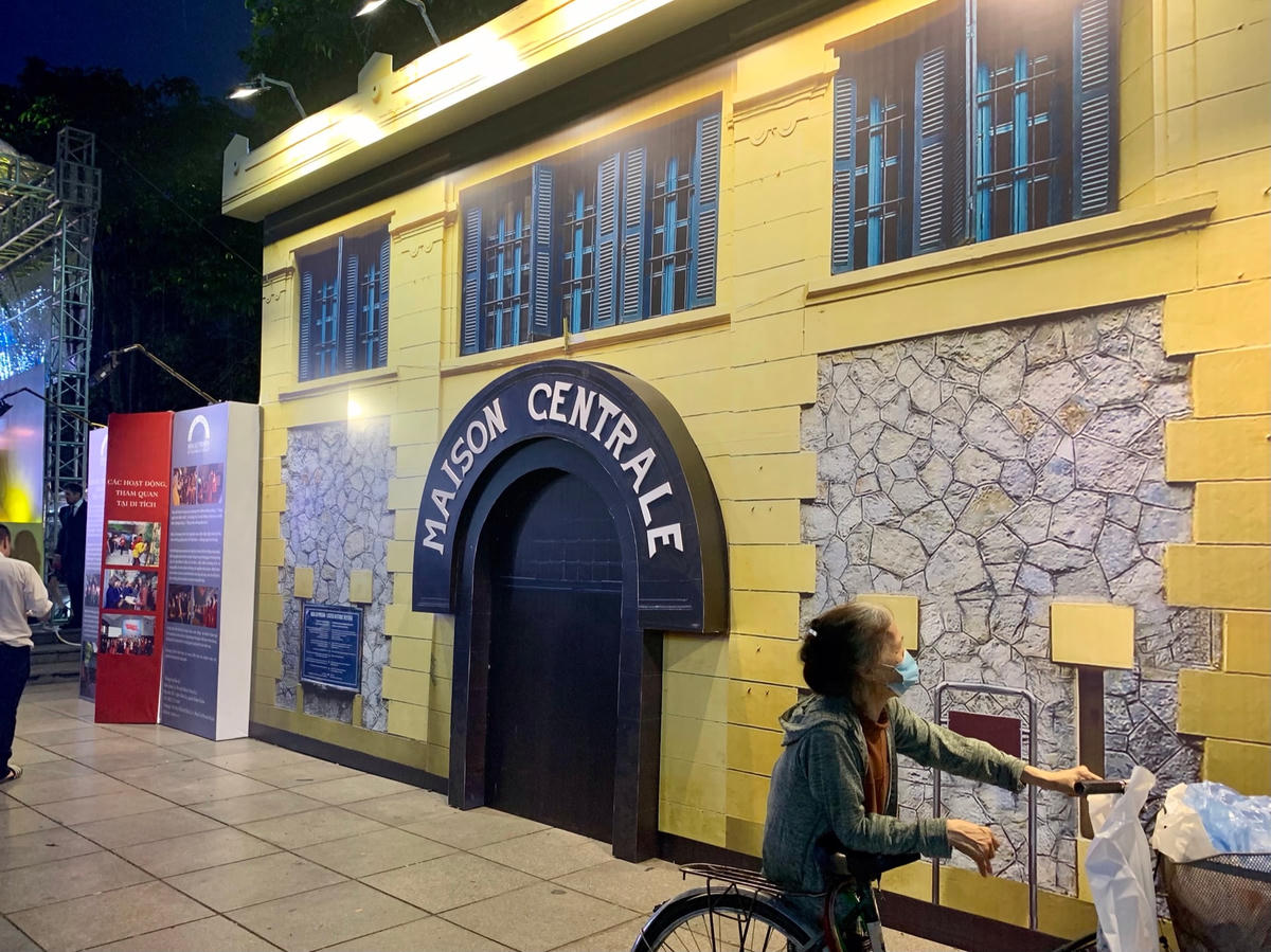 Không gian check in tiểu cảnh 2D, 3D những địa danh du lịch của Thủ đô.