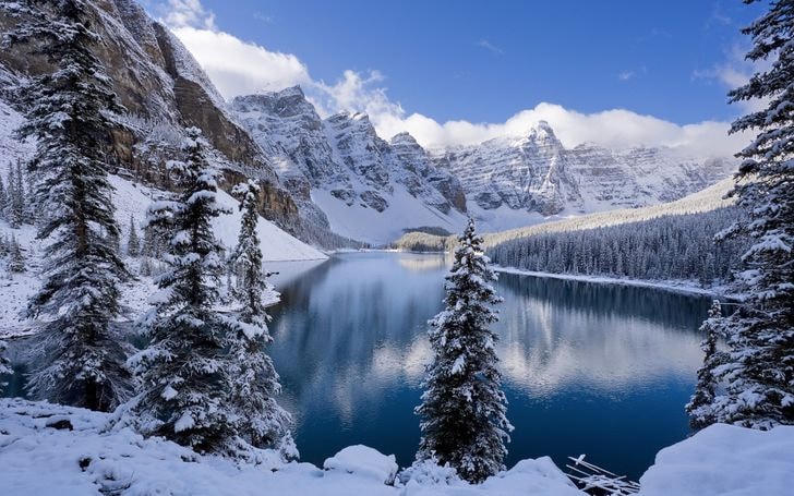 Vườn quốc gia Banff, Canada.  