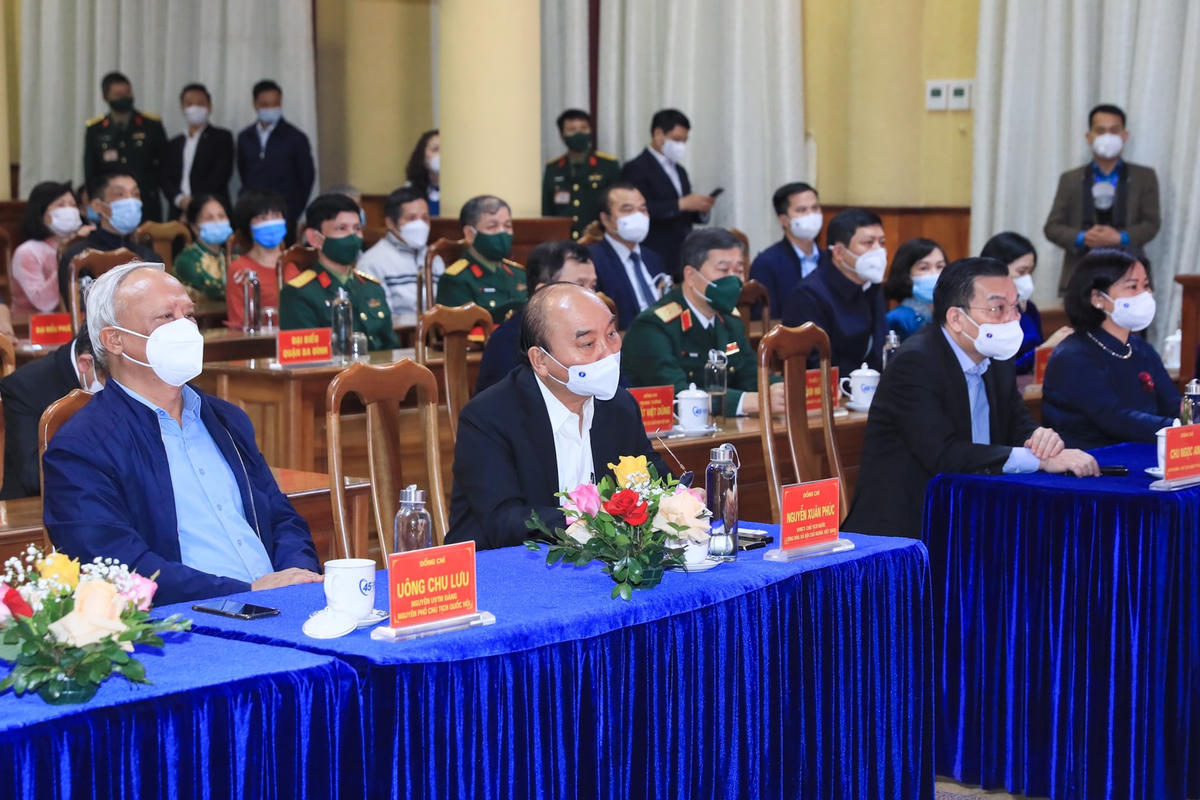 Chủ tịch nước Nguyễn Xuân Phúc và các đại biểu tại Ngày hội.