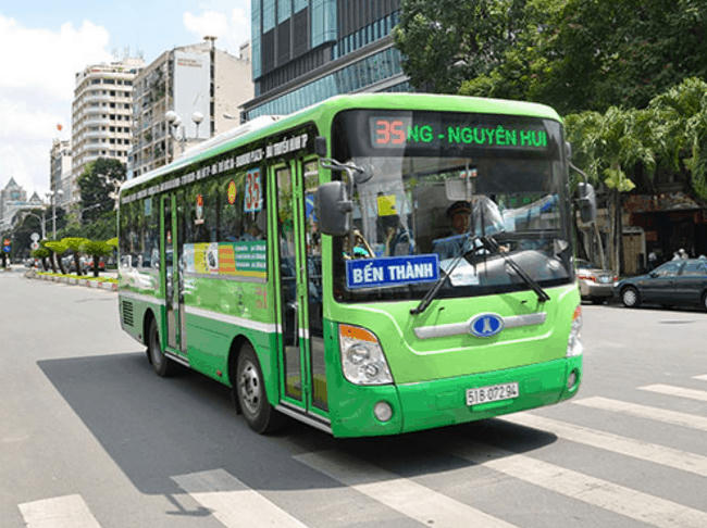 Xe buýt ở TP.HCM dừng hoạt động từ 0h ngày 20/6. Ảnh: CTV