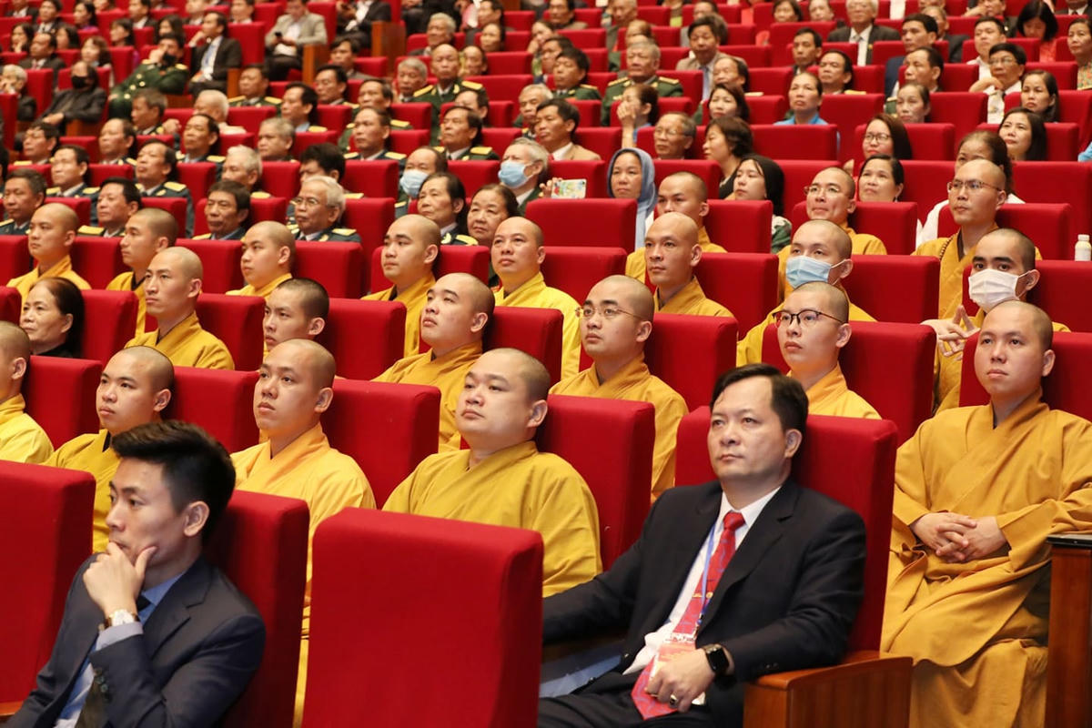 Các đại biểu dự buổi Lễ.