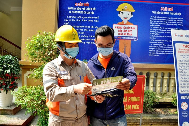 EVNNPC 'bật mí' cách sử dụng thiết bị để tiền điện không 'tăng đột biến' trong mùa nắng nóng