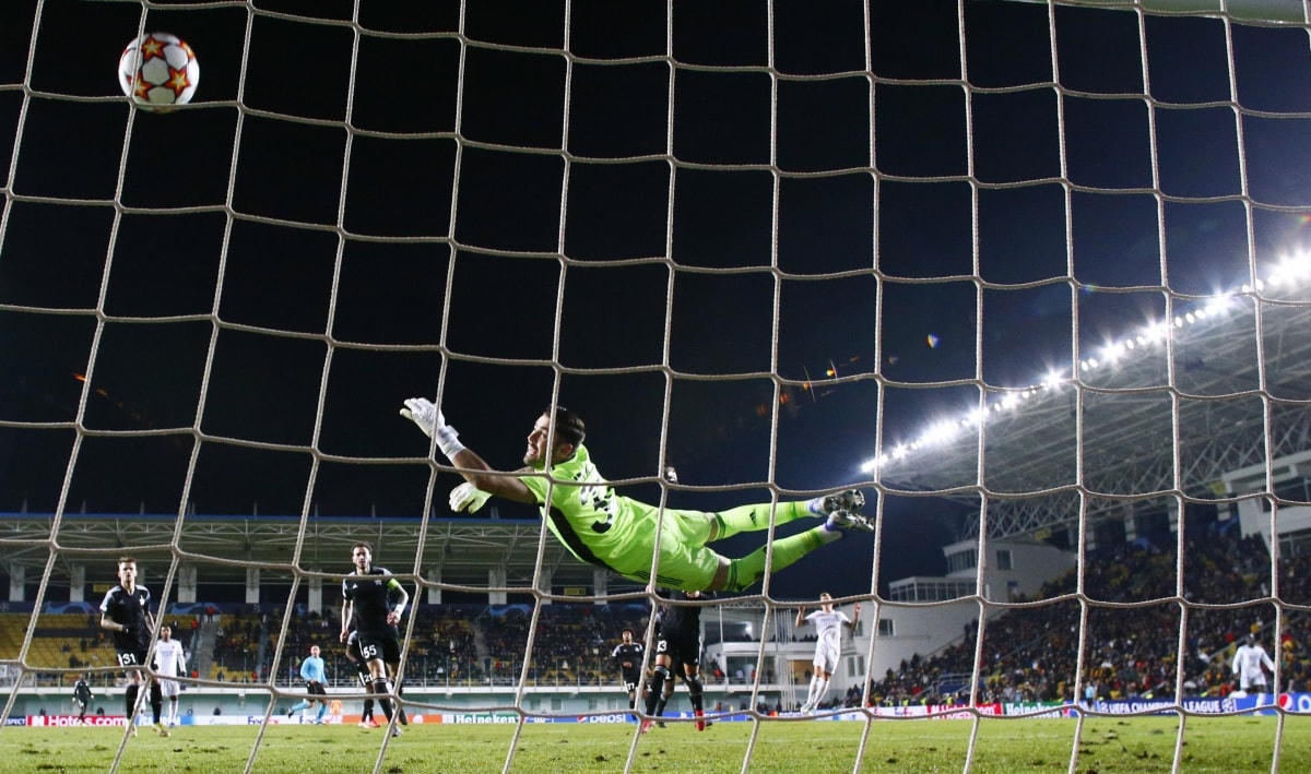 Kroos ghi bàn thắng rất đẹp (Ảnh: Reuters).