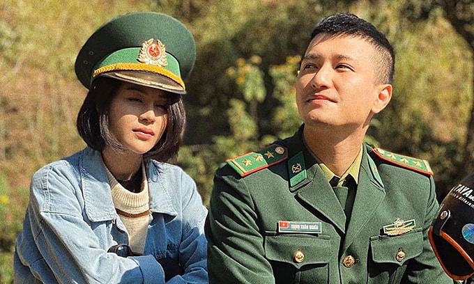 "Mùa xuân ở lại" là bộ phim thế sóng "Phố trong làng".