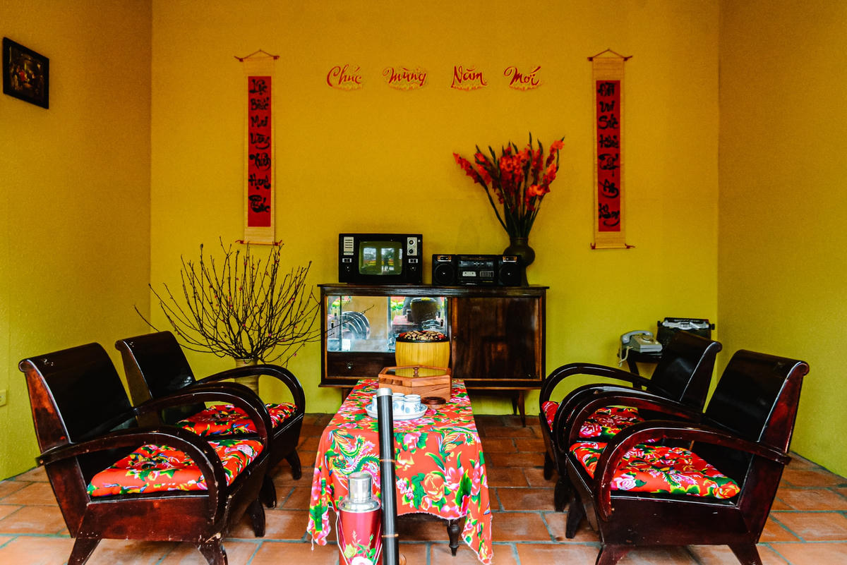 Những ngôi nhà mang phong cách của Hà Nội, thời bao cấp cũng được bài trí để du khách, người dân có thể nhớ lại một thời kỳ của Thủ đô.