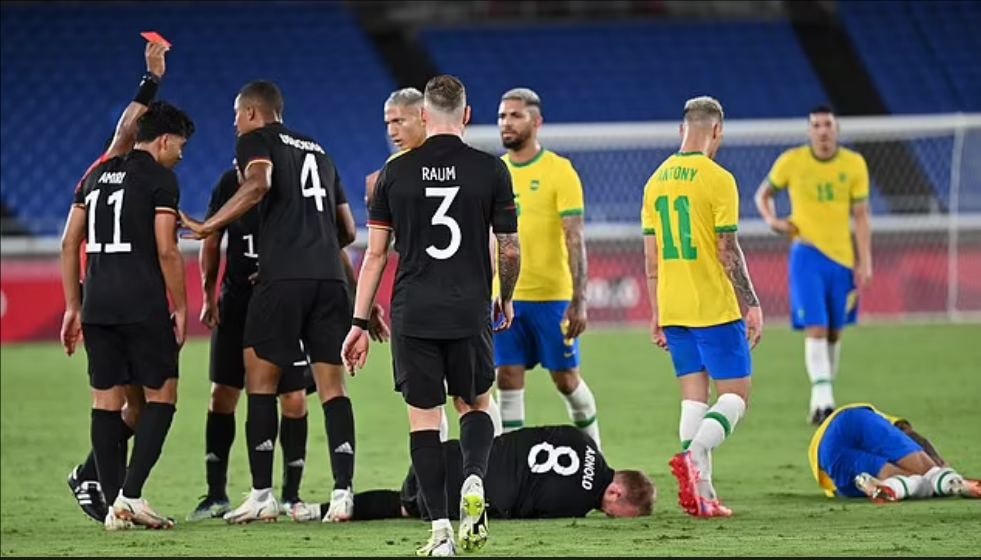 Richarlison đi vào lịch sử sau cú hat-trick cho Olympic Brazil