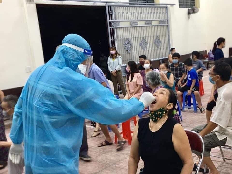 Nghệ An nhanh chóng kích hoạt công tác truy vết, khoanh vùng sau khi xuất hiện ca nhiễm Covid-19.
