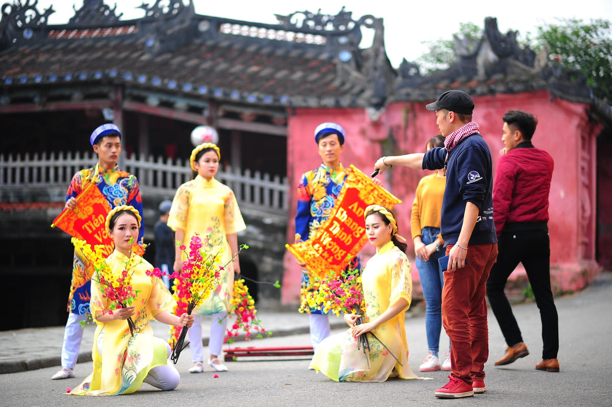 Không khí Tết cũng là nội dung chủ đạo của chương trình.