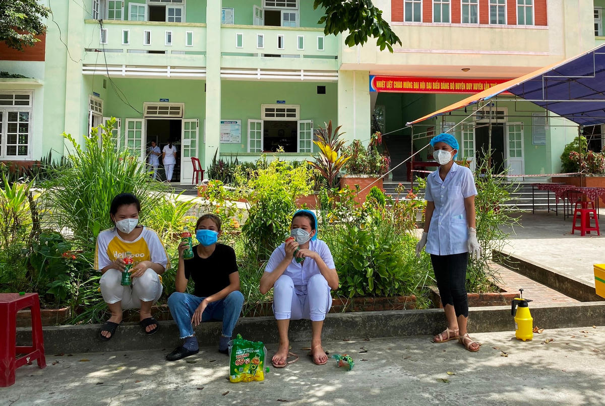 Những giây phút nghỉ ngơi hiếm hoi trong ngày.