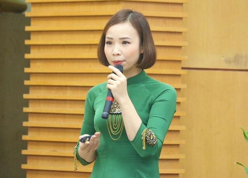 Ở vòng chung khảo, các nhà giáo tiêu biểu trực tiếp báo cáo những đổi mới, sáng tạo trước Hội đồng thẩm định.