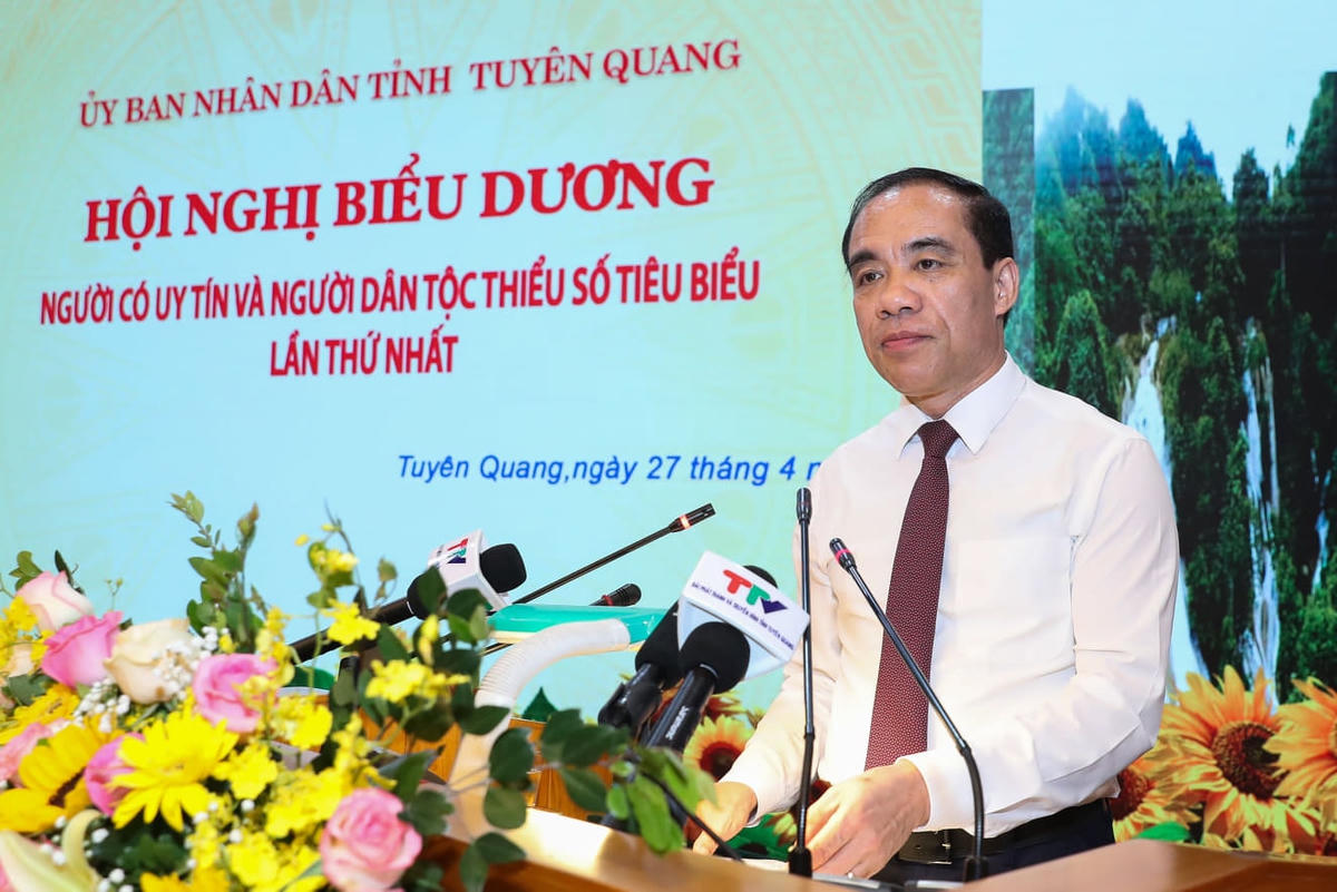 Ngàn bông hoa đẹp trong rừng hoa đẹp xứ Tuyên