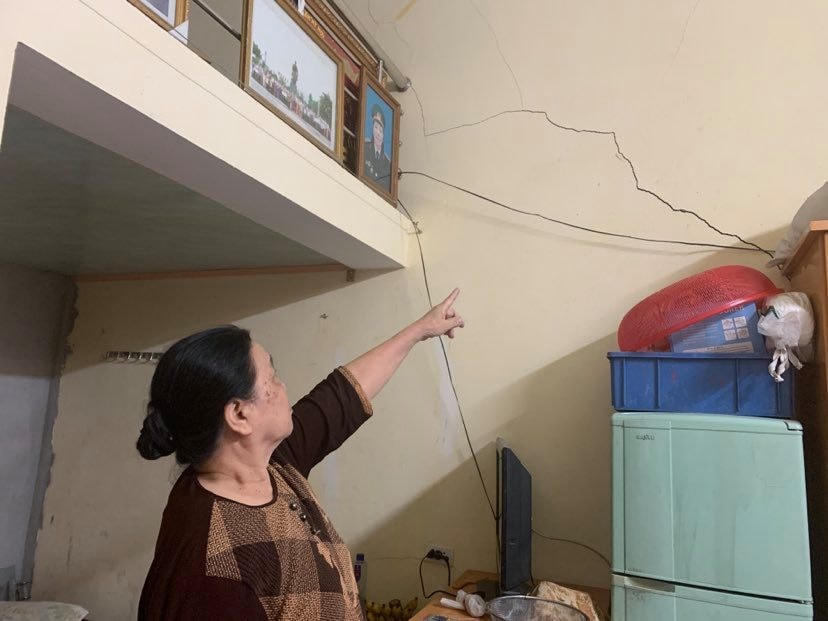 Cựu Thanh niên xung phong Nguyễn Thị Quế bất an vì nhà ở không còn an toàn