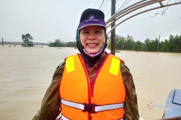 Chân dung cô giáo giàu tấm lòng nhân ái.